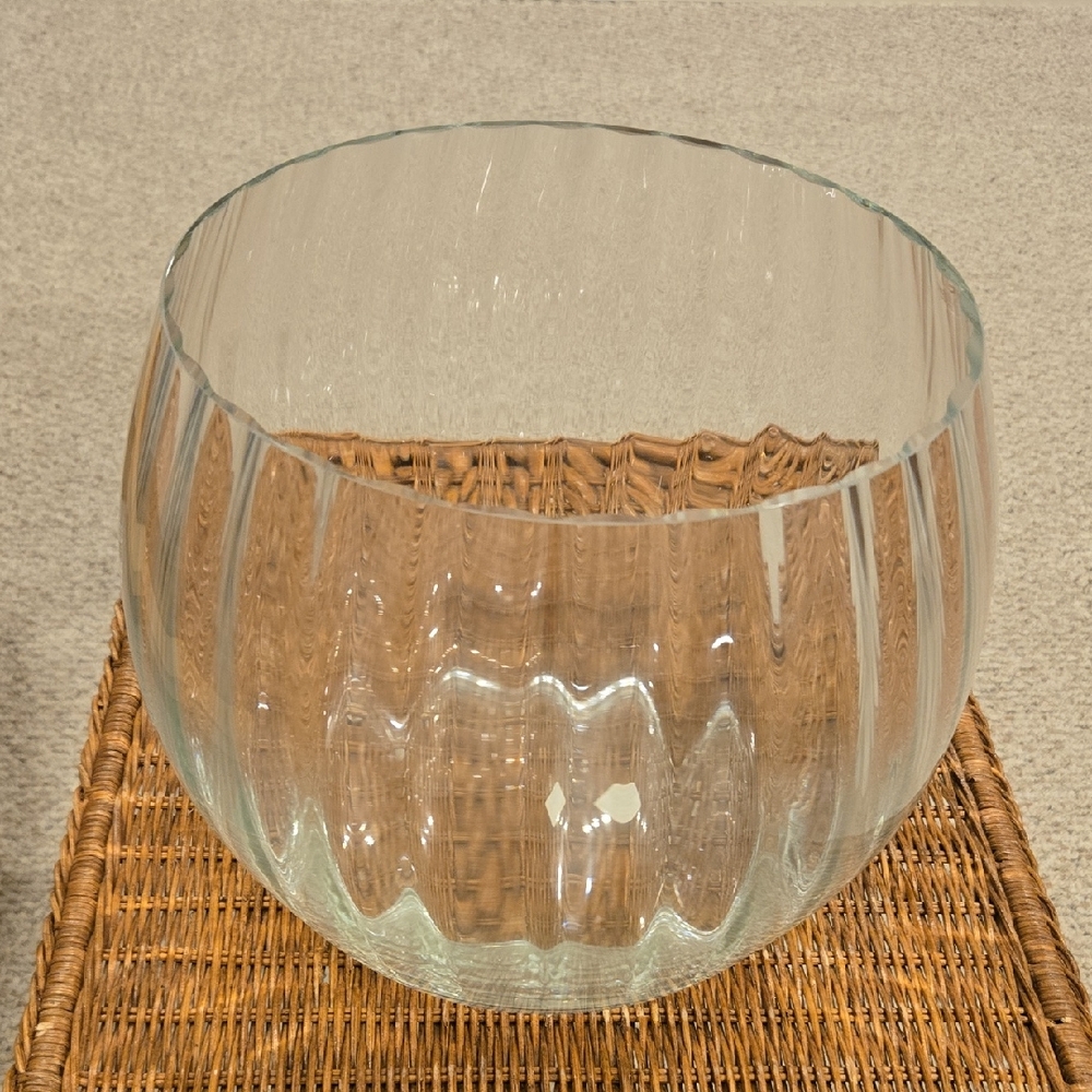 NWT Crate & Barrel "Optic" Glass Bowl